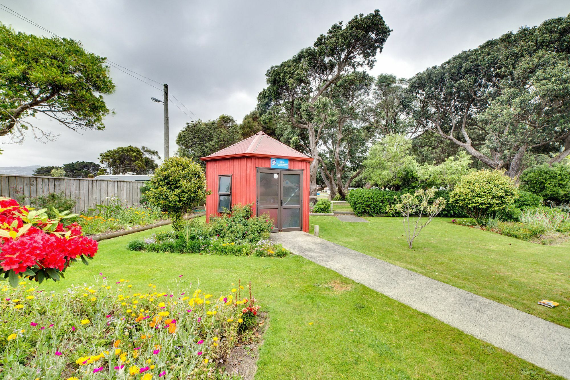 Wellington Top 10 Holiday Park Лоуър Хът Екстериор снимка